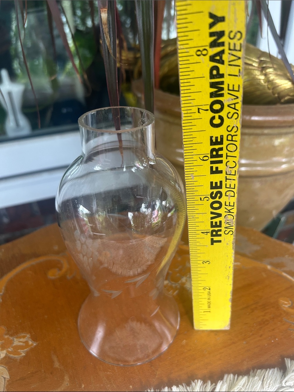 Vintage Clear Etched Glass Hurricane Vase with Grape Motif - - Picture 7 of 9